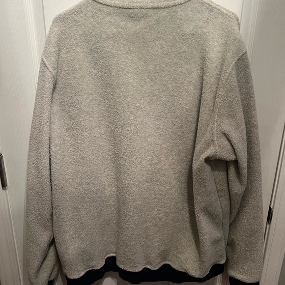 Patagonia Heather Gray and Purple Pullover - Picture 3 of 3